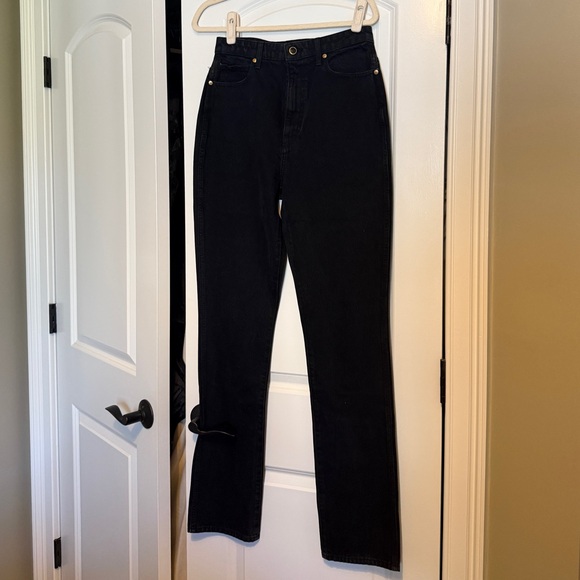 Khatie daria jeans